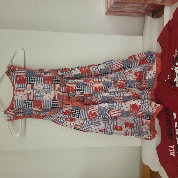 Patriotic Girls 10 - Picture 3 of 7